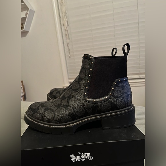 Coach Lorey signature boots - Picture 2 of 4